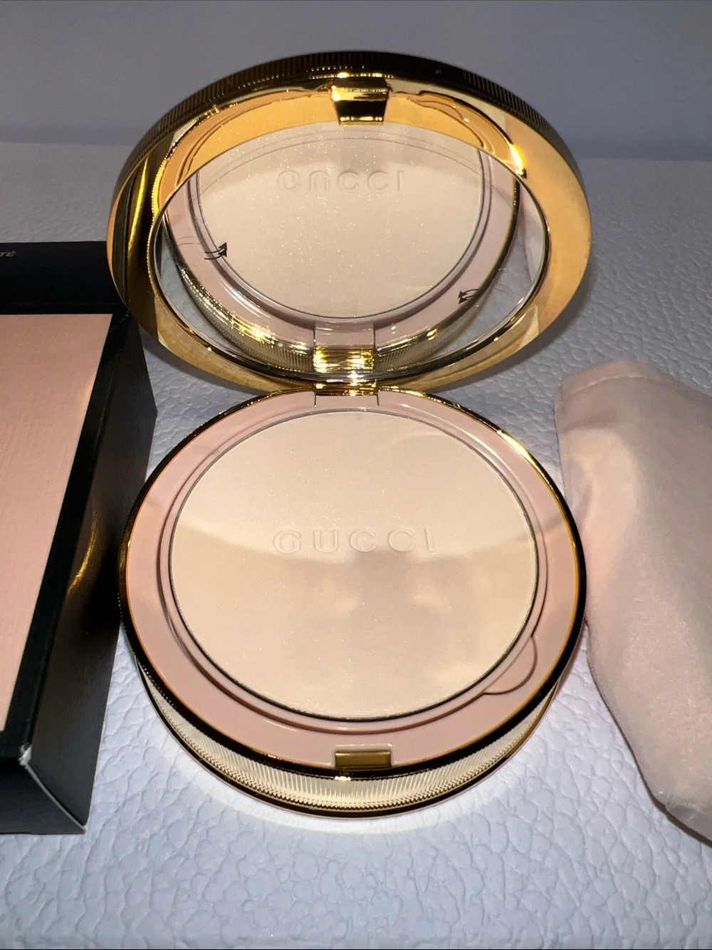 Gucci Beauty Powder 01 Mat Naturel